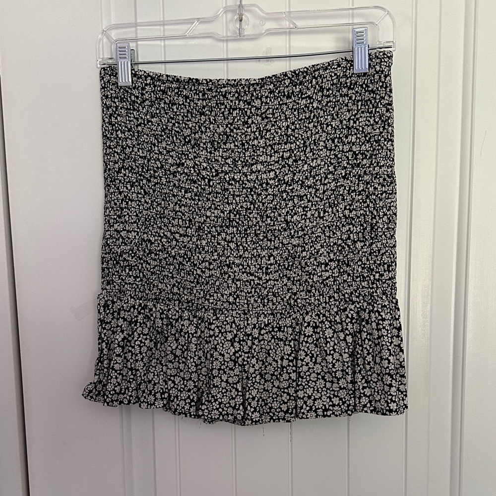 Japna Black and White Floral Mini Skirt